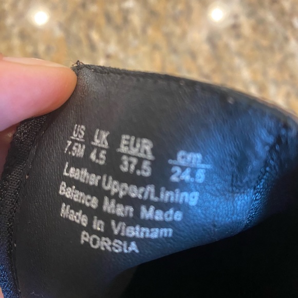 27 Edit Naturalizer Persia Snakeskin Booties - Picture 4 of 9